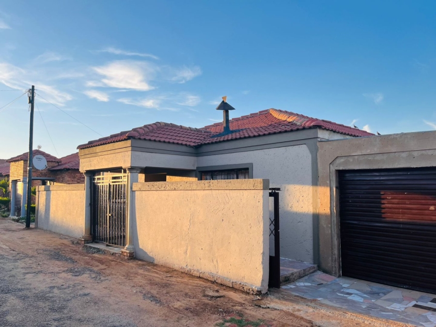 4 Bedroom Property for Sale in Alabama North West